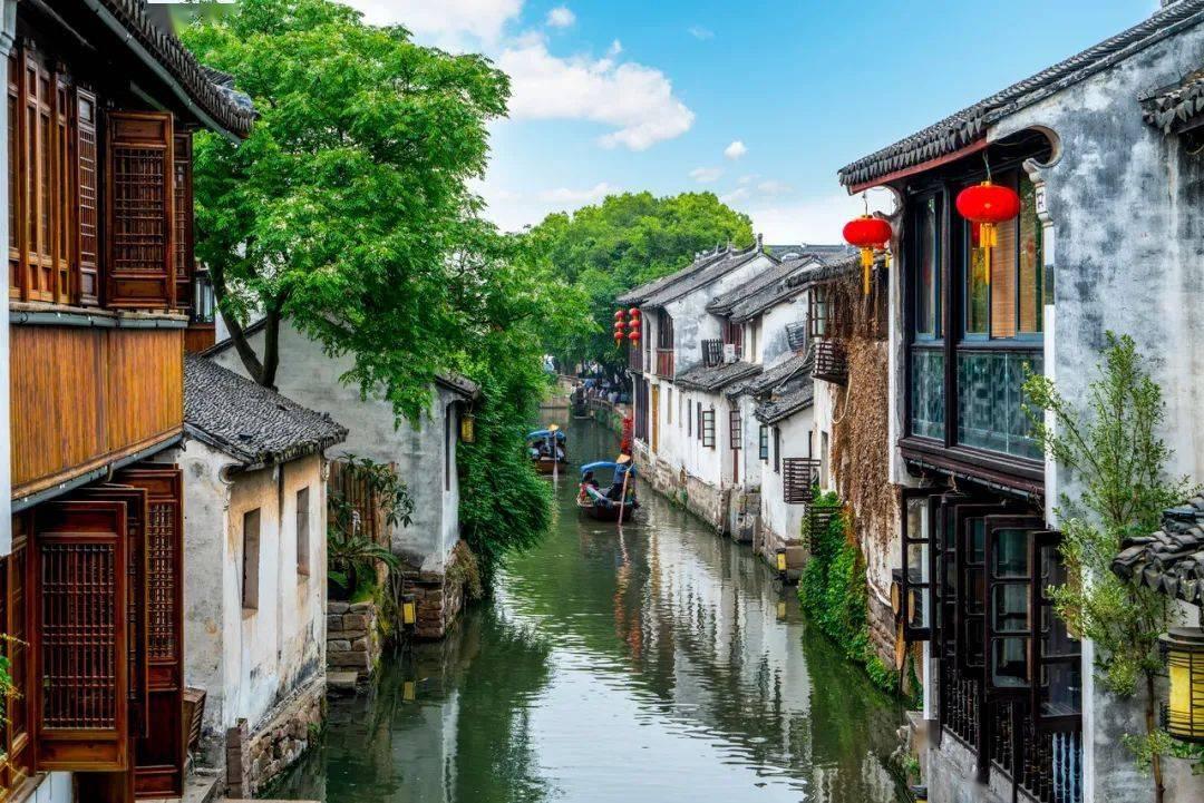 机智问答网页-智慧解答疑问-女的在养备胎,但发现自己也是对方的备胎后就不愿意再搭理对方了, 人即便自己是现实的,但还是想?专家在线答疑